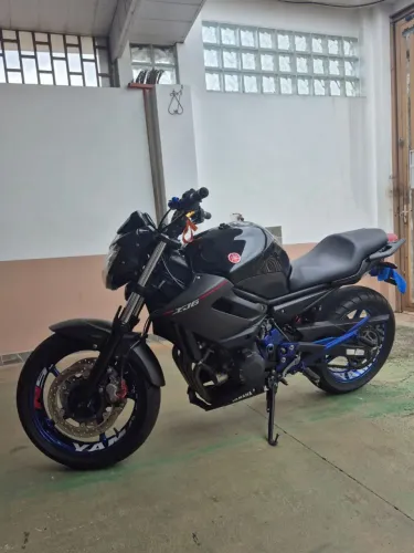 Moto Yamaha xj6 650 cilindrada
