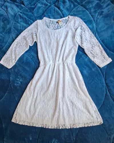 Vestido de renda tamanho M 