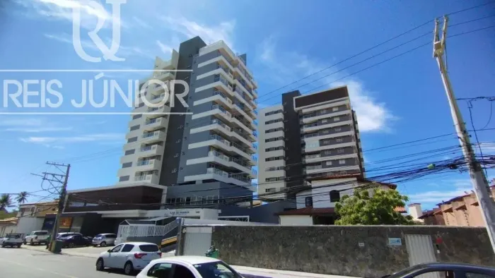 Apartamento à Venda em Pedra do Sal, Itapuã, Salvador-BA: 2 Quartos, 1 Suíte, 2 Salas, 2 B