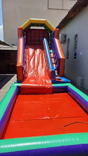 Toboágua Inflável 