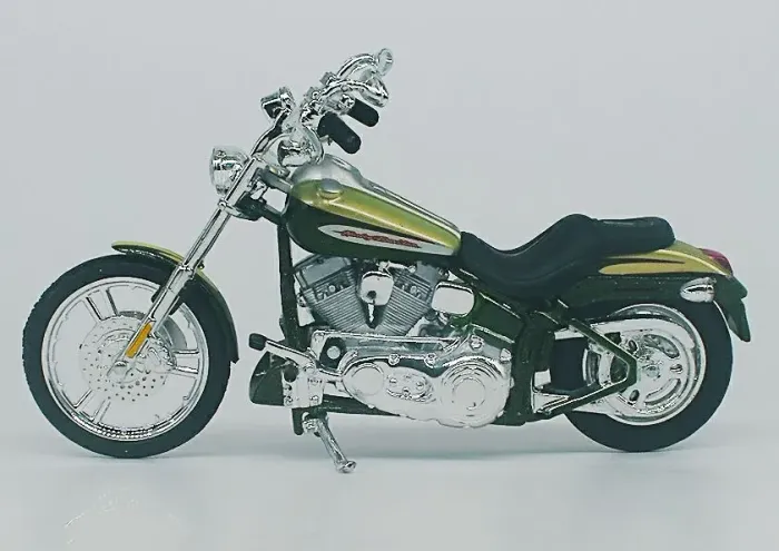 Miniatura da moto Harley Davidson CVO.