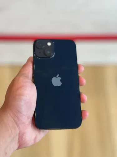 iPhone 13 Preto 128GB Semi Novo - Apenas R$ 2.190,00 à Vista!