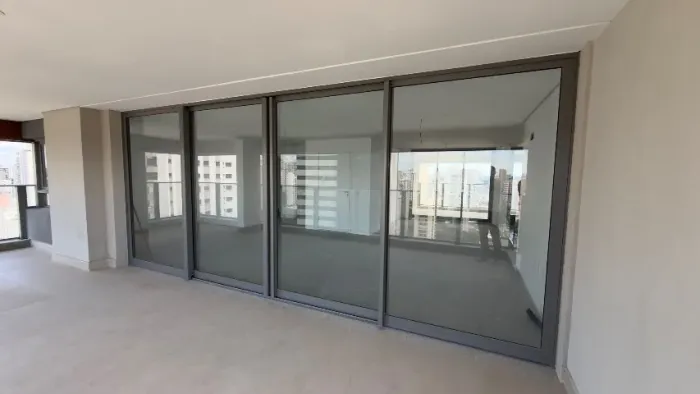 Kit com 3 portas de alumínio grandes com vidro de varanda alto padrão