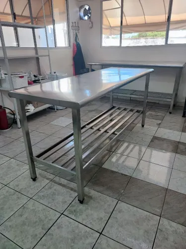 Bancada inox 1,90X68