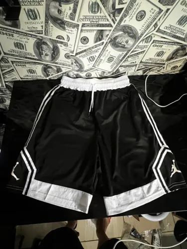 Bermuda Jordan G pra vender hoje