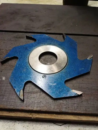 Fresa Para Ranhura (reta ) 150x6x6 furo 30mm