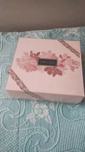 Kit Jimmy Choo Feminino - Eau de Parfum 60ml + Loção Corporal 60ml Cód. 53656