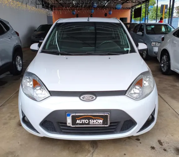Ford Fiesta Sedan SE 1.6 8V Flex 4P 2014