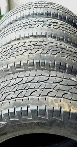 Vendo os 04 pneus Michelin Ltx force 265 60 18 