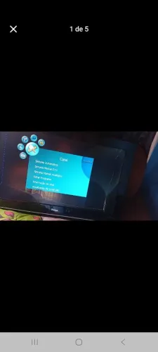 Tv 32 plilco  pra retirada de peça tela tricada funcionado com manchas preta 