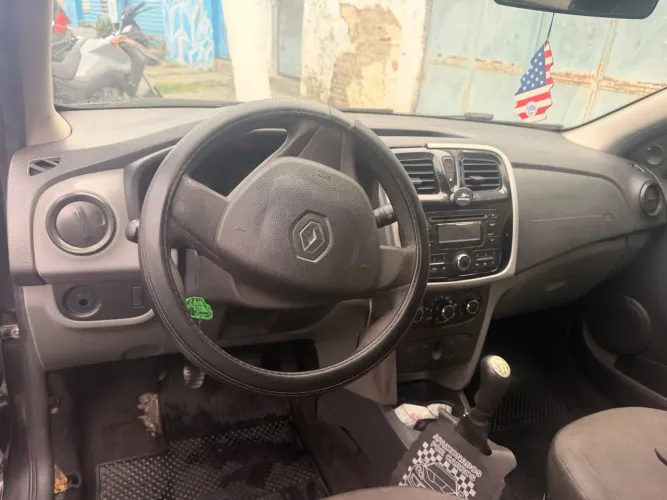 Renault Logan Expres./exp. UP Hi-flex 1.0 16V 4P 2015