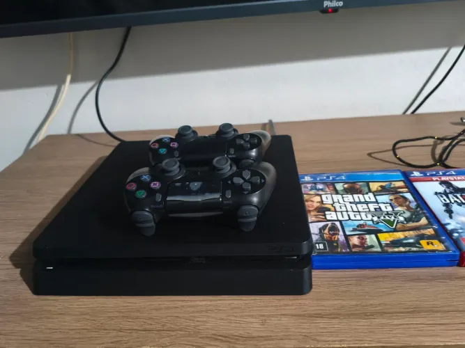 ? PS4 Slim 1TB + 2 Controles + 4 Jogos | Revisado