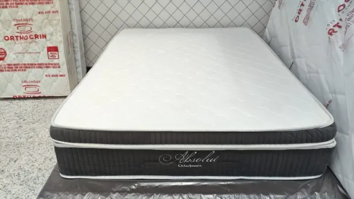Colchão Queen ortobom Absolut sem uso, luxo Aceito cartão e entrego!