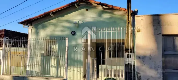 CASA COMERCIAL PARA LOCAÇÃO - CENTRO - JACAREÍ