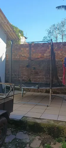 Cama elástica tamanho profissional barbada 