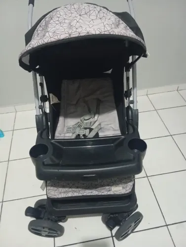 Carrinho de bebê