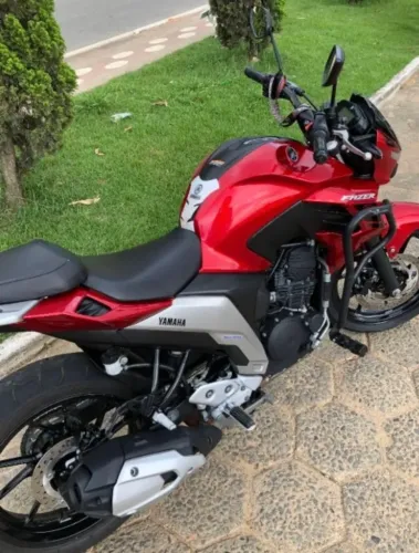 Fazer 250 2023
