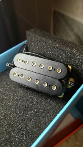 CAPTADOR IBANEZ QUANTUM NECK