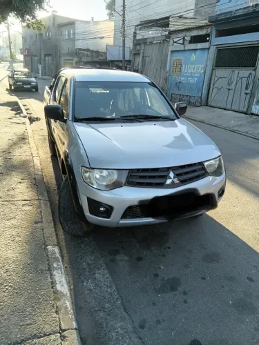 Mitsubishi L200 Triton GLX 3.2 CD TB Int.diesel MEC 2016