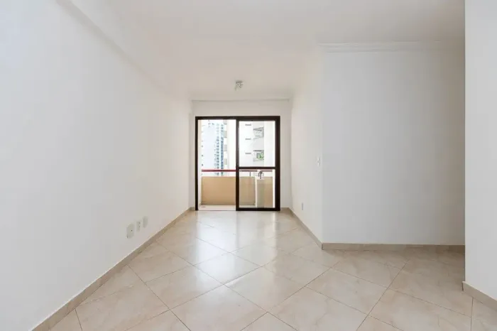 Apartamento à venda no condomínio Juquei em Moema em São Paulo - SP