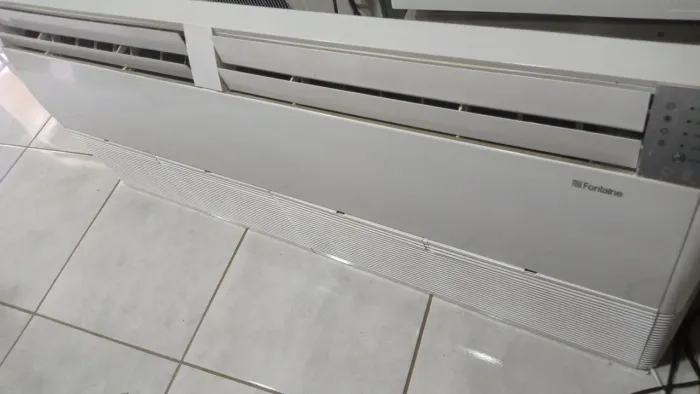 Ar condicionado de 9 mil BTUs e 12 mil BTUs e 60 mil BTUs