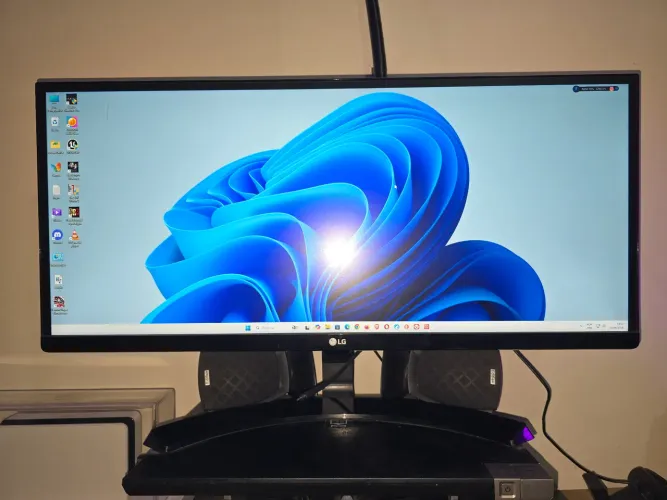 Monitor Ultrawide LG 29 Pol. Full HD