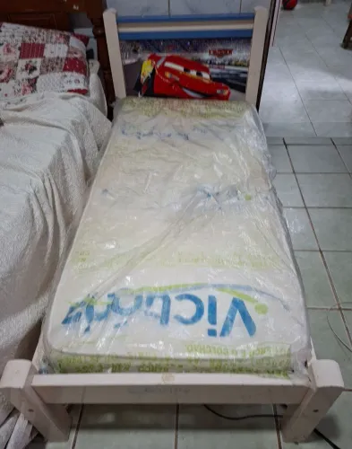 Mini cama infantil com Colchão. 