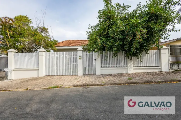 CASA AMPLA NO JARDIM SOCIAL