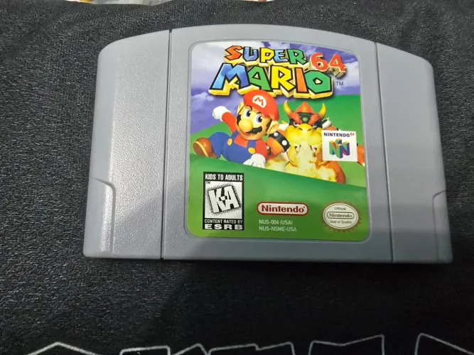 Super Mario 64 - Nintendo 64