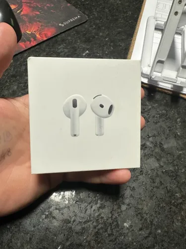 AirPod 4 R$ 900,00