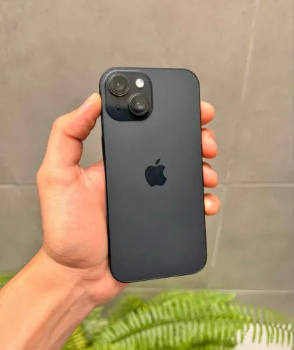 iPhone 15, 128gigas, bateria 88%, Chip virtual/chip 2 apenas. Aceito trocas.