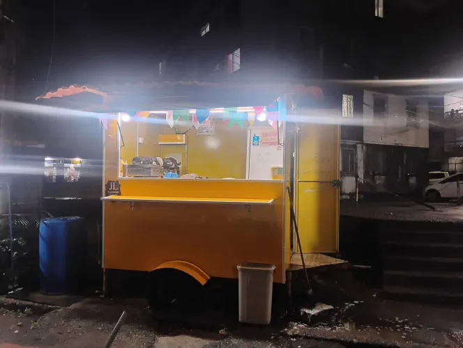 Trailer