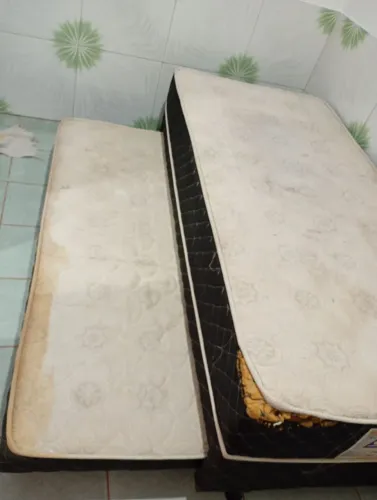 Vendo bi_ cama de solteiro