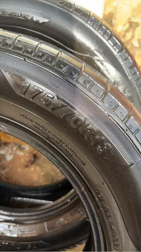 Par pneus aro 13