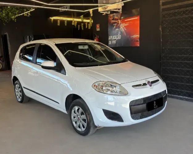 Fiat Palio Attractive 1.0 EVO Fire Flex 8V 5P 2015
