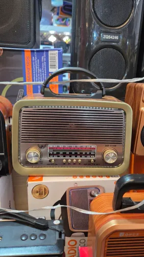 Rádio Retrô Com Bluethooth (SOMOS LOJA)