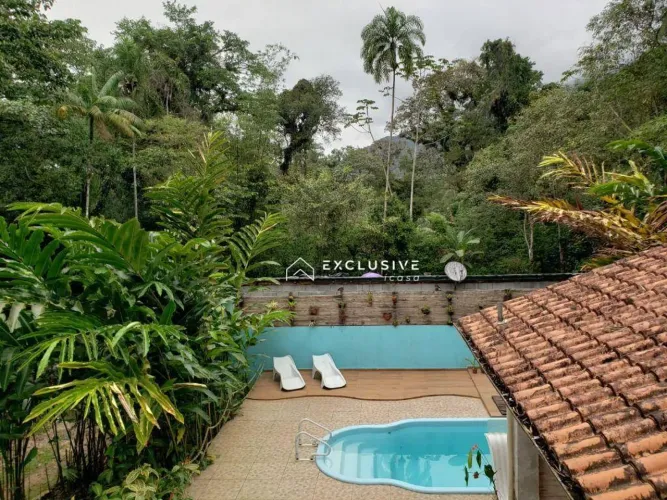 Casa com 3 dormitórios para alugar, 380 m² por R$ 5.000,00/mês - Horto Florestal - Ubatuba