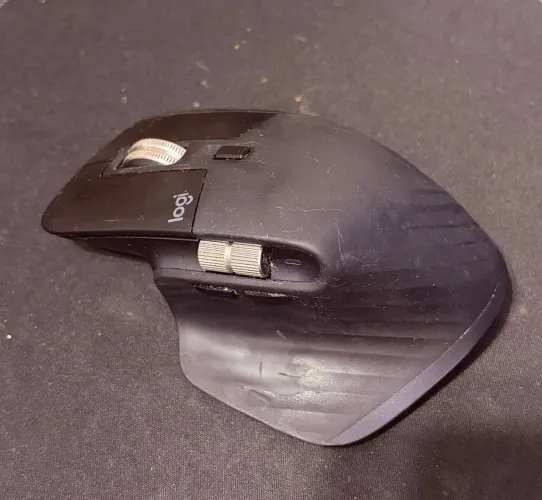 Mouse Logitech MX Master 3 Sem Fio - Bluetooth - Multidispositivo - Com Caixa
