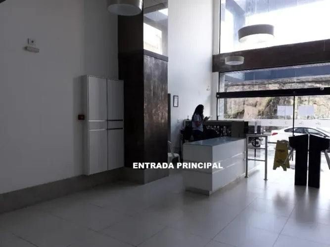 SALA COMERCIAL ENTRE RETA DA PENHA E LEITÃO DA SILVA - VITÓRIA/ES.