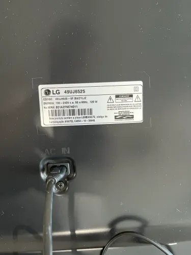 TV 49 LG com defeito 49UJ6525