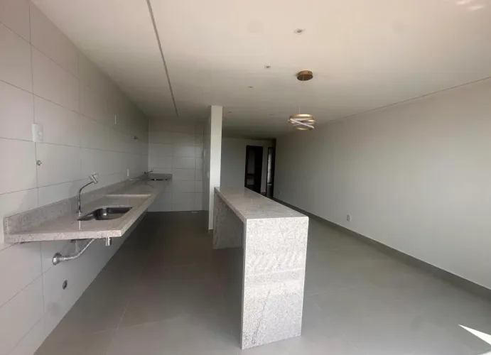 Apartamento de 104 m² no Lake House Residence - 3 Suítes e Vista Privilegiada
