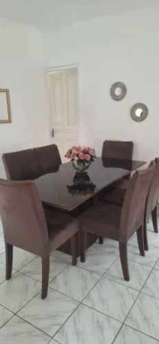 Mesa de Jantar com 6 cadeiras