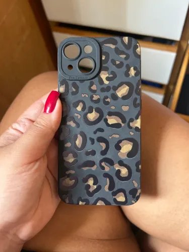 Capa iPhone 14 onça