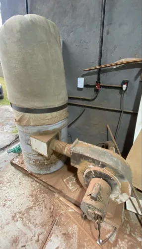 COLETOR DE PÓ ( CASEIRO ) 