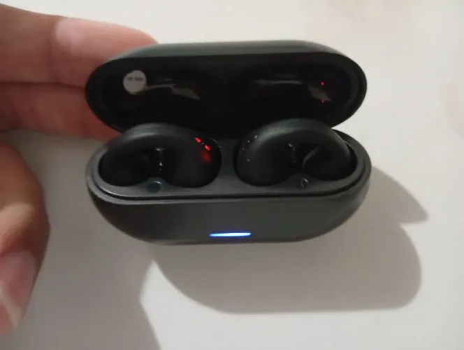 Fone de ouvido por indução óssea ( nunca usado)