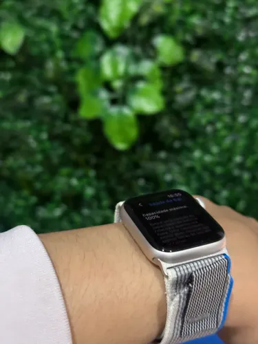 Apple Watch SE 3 - GPS + Cellular - 11 meses de garantia