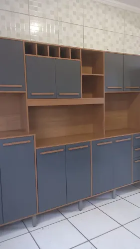 Vendo armário de cozinha semi-novo
