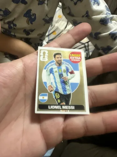 Messi legend extra gold