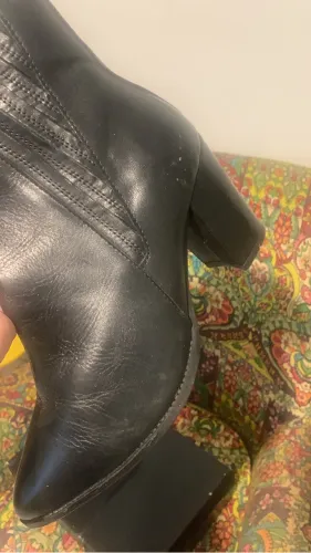 Bota Stilleto de couro nova nunca usada