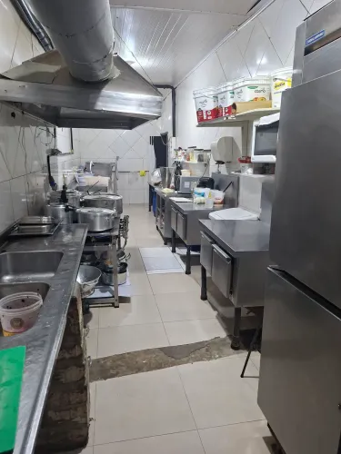 Vendo restaurante!